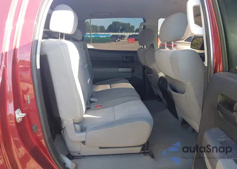 2010 Toyota Tundra Grade 5.7L V8 из США, поврежденный, VIN 5TFDW5F17AX105575